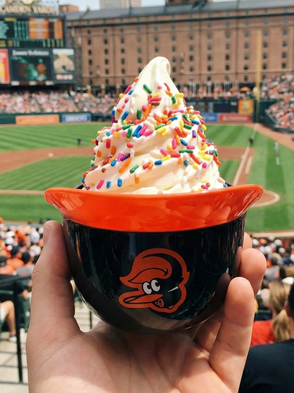 Baltimore Orioles Mini Baseball Helmet 8oz Ice Cream Sundae Cup